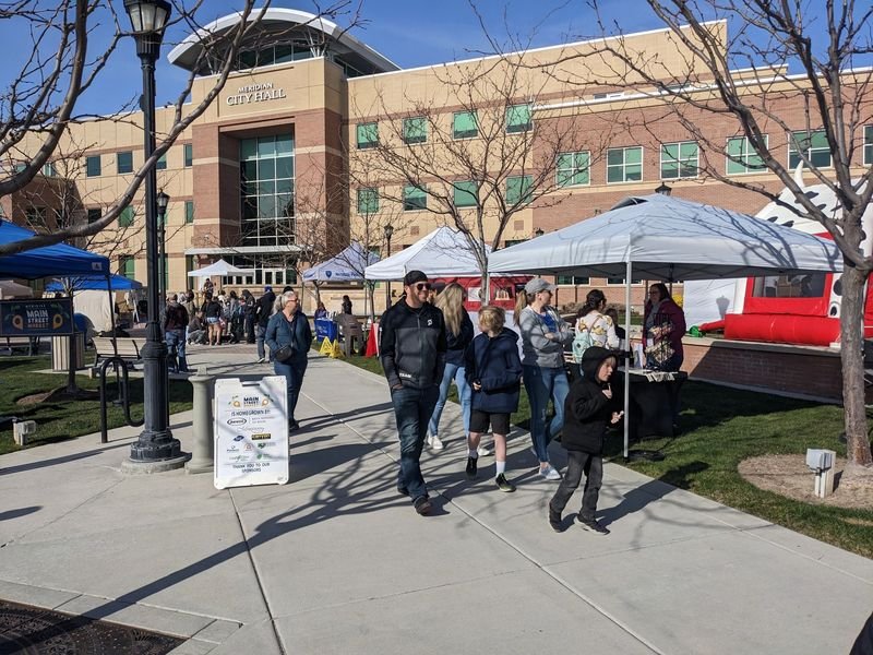 Meridian Summer Outdoor Night Market — Meridian